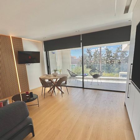 Modern Minimal Apartment 이라피트라 외부 사진