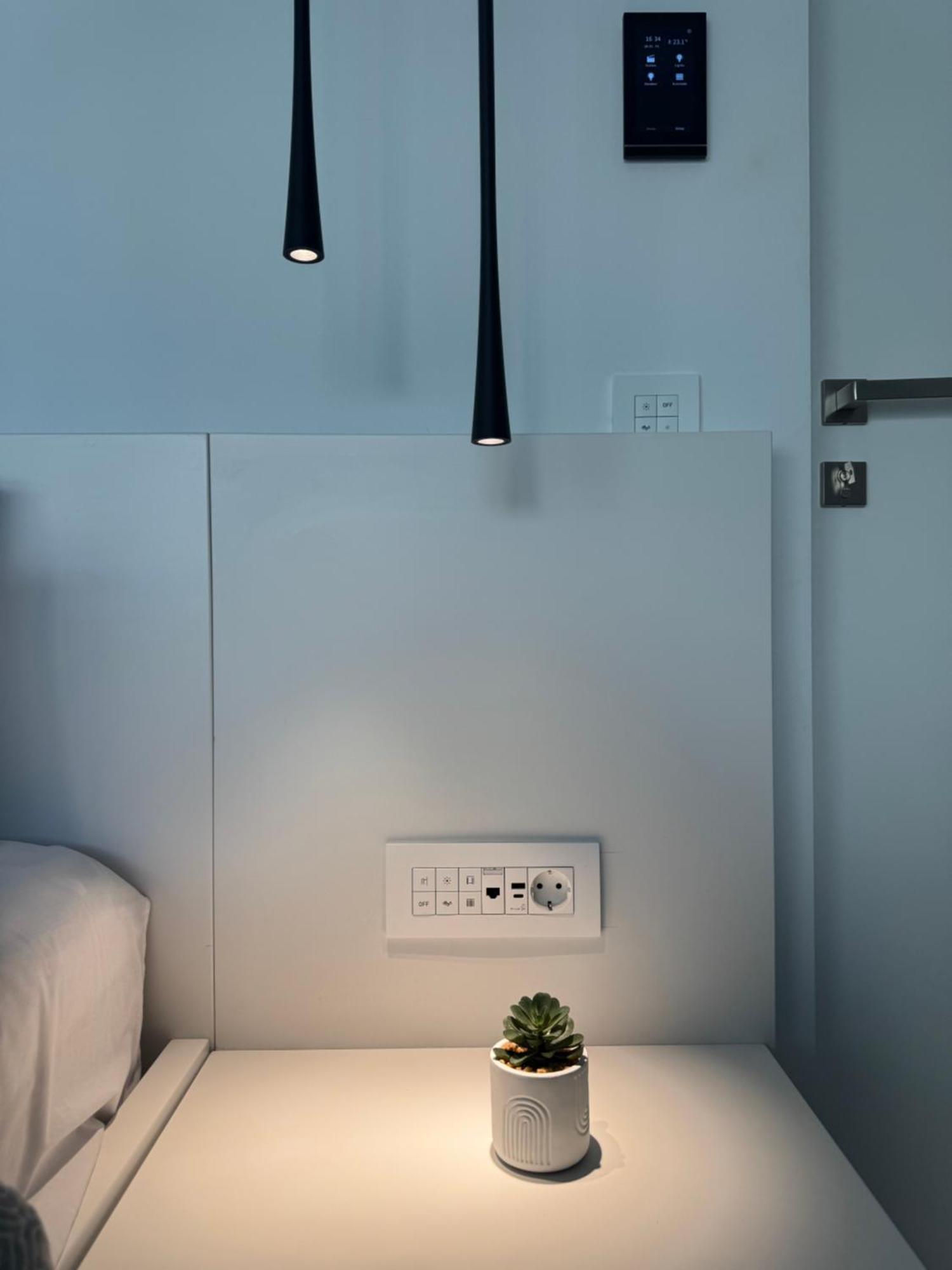 Modern Minimal Apartment 이라피트라 외부 사진